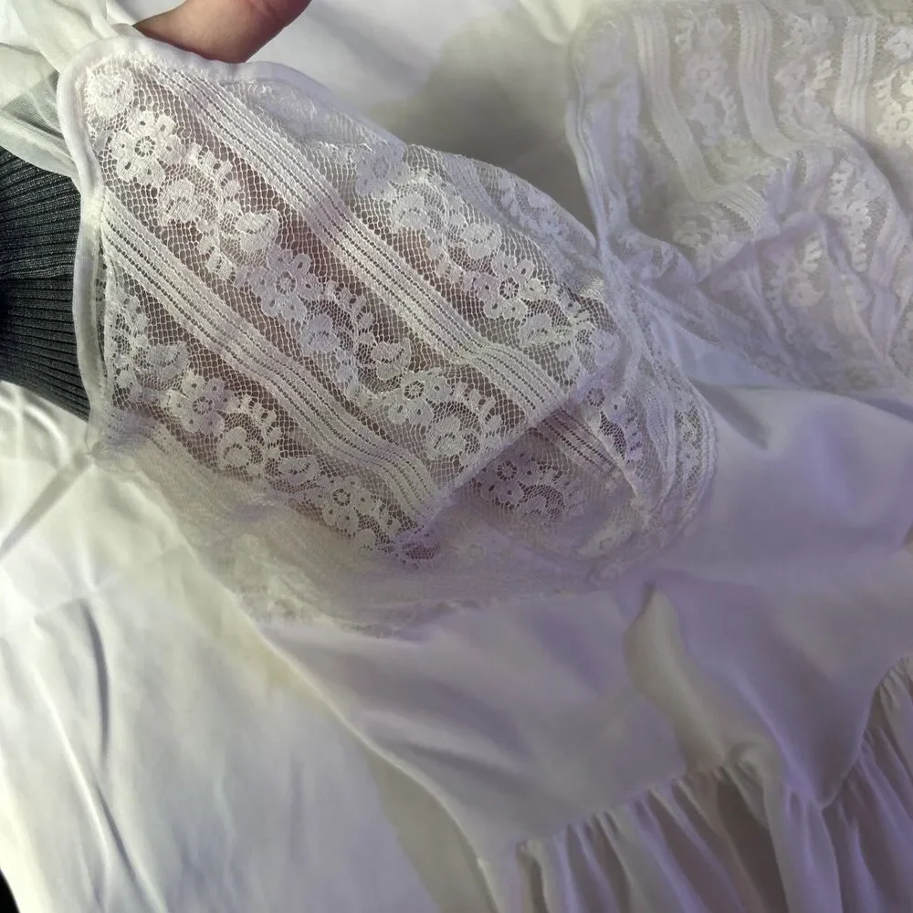 Vintage Luxite by Kayser White Nylon Lace Nightgown Slip Sz 32 Gathered Waist